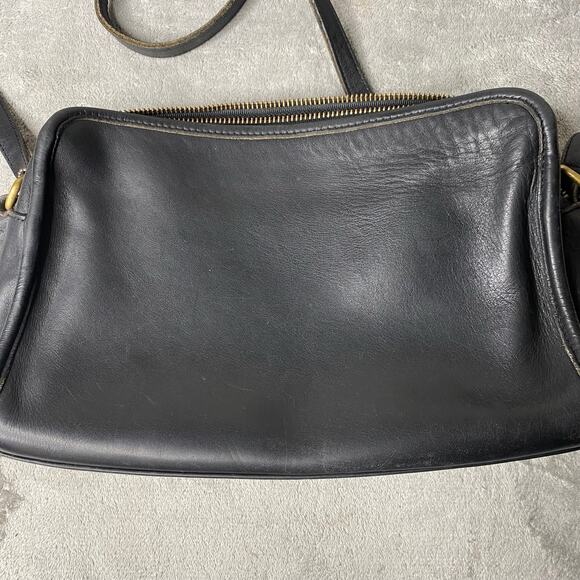 Vintage 90s Coach Sutton Crossbody Legacy Leather Black - Picture 5 of 12